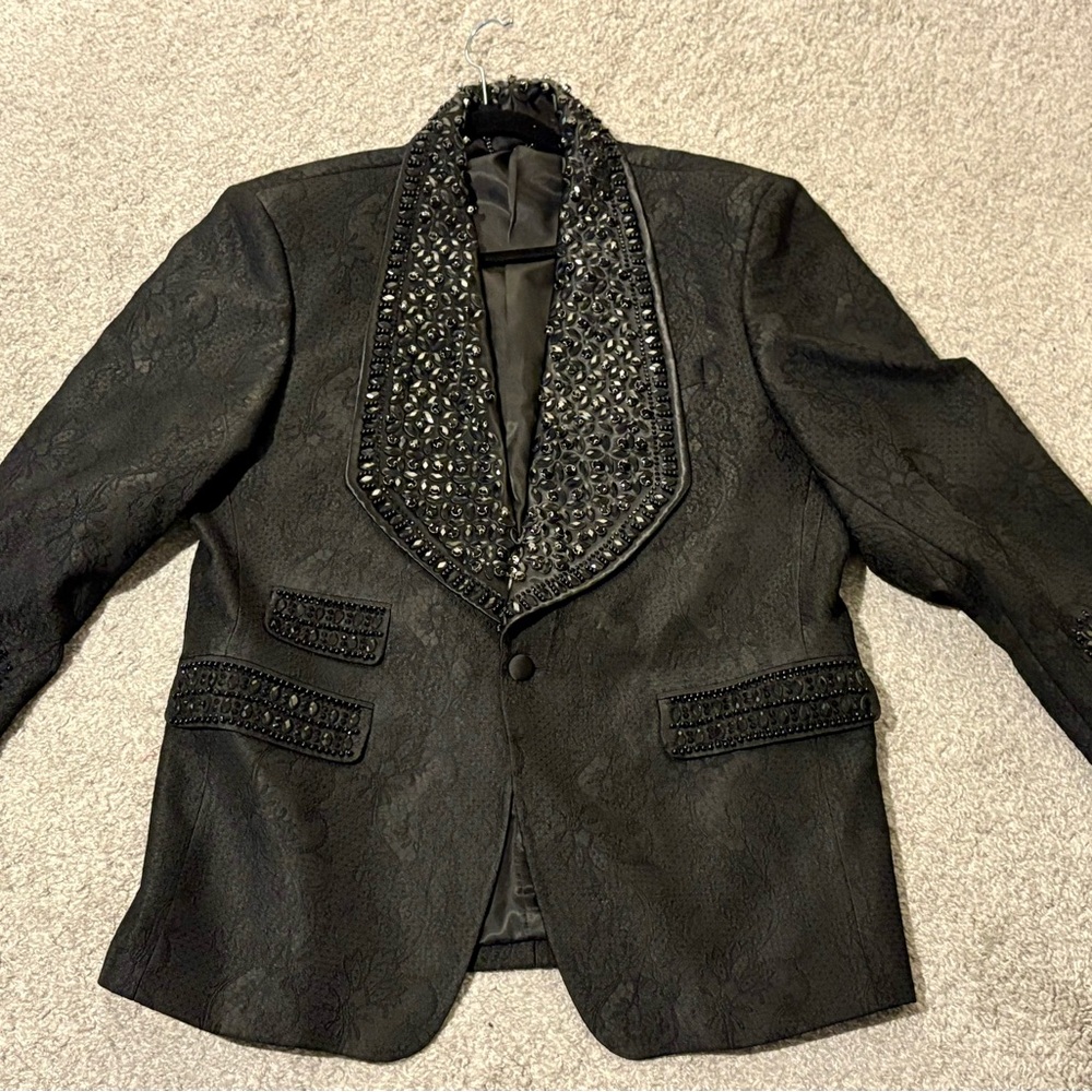 Elegant Black Embellished Men's Blazer - Picture 11 of 14